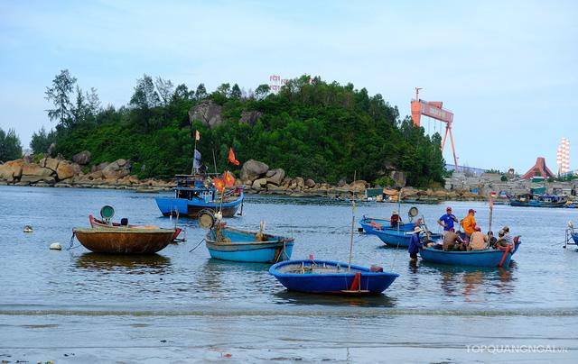 bãi biển đẹp ở Quảng Ngãi