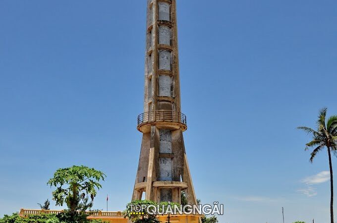 Hải đăng Lý Sơn – Ngon hải đăng cao nhất Việt Nam