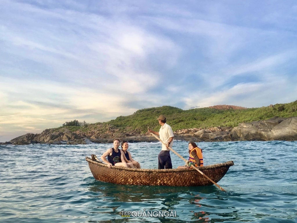 Gò Cỏ Sa Huỳnh - Làng du dịch ven biển