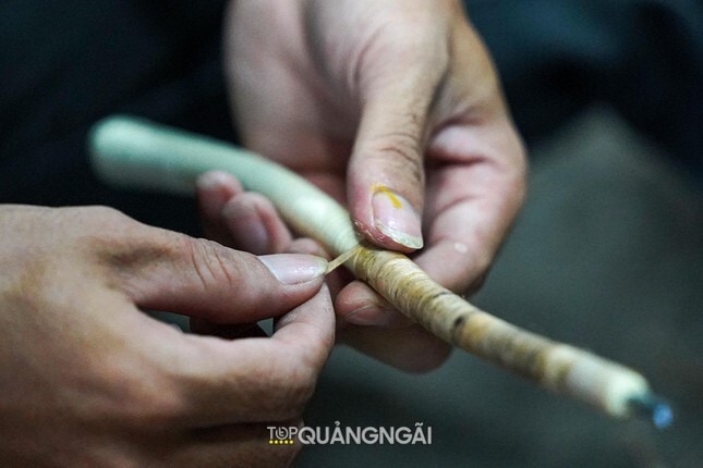 Độc đáo vườn cây giả như thật của anh phụ hồ Quảng Ngãi Độc đáo vườn cây giả như thật của anh phụ hồ Quảng Ngãi