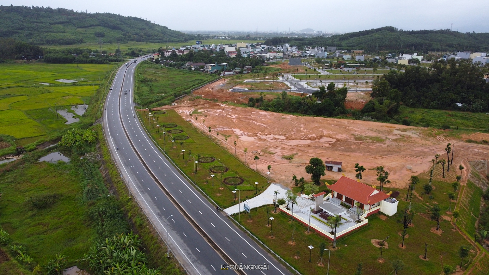 Lê Trung Đình - Chí sĩ yêu nước người Quảng Ngãi Lê Trung Đình - Chí sĩ yêu nước người Quảng Ngãi